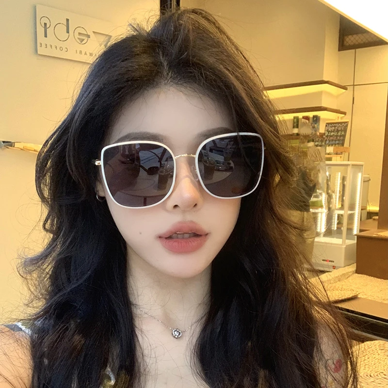 2023新款大框白边墨镜女潮偏光太阳镜防晒防紫外线高级感大脸显瘦