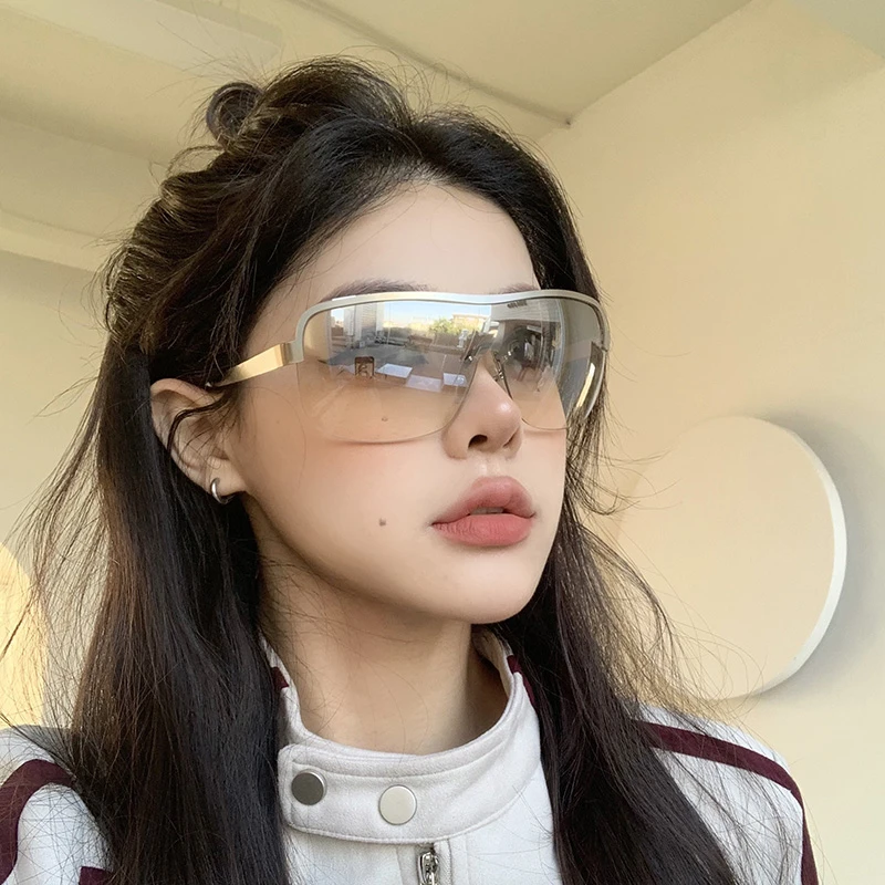 无框连体墨镜女未来感个性辣妹浅灰色防风骑行防紫外线网红墨镜女