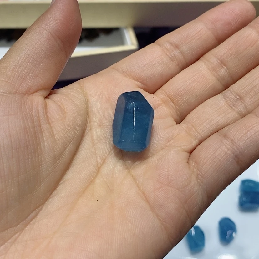 【闪购商品】海蓝宝石颈饰未镶嵌