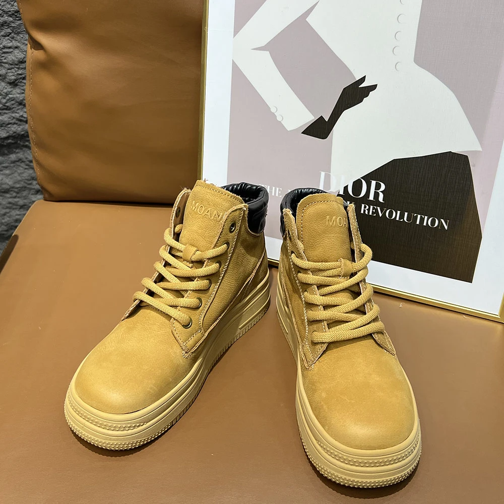 2025秋冬真皮短靴女休闲韩版雪地靴马丁靴情侣款里外全皮透气百搭