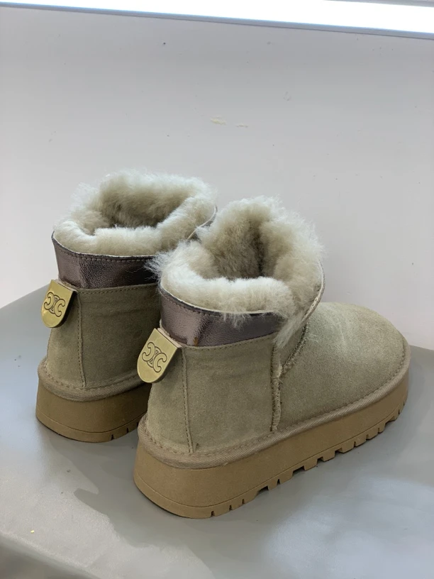 2024冬季新款真皮羊毛雪地靴女皮毛一体短筒加厚保暖冬靴防滑棉鞋