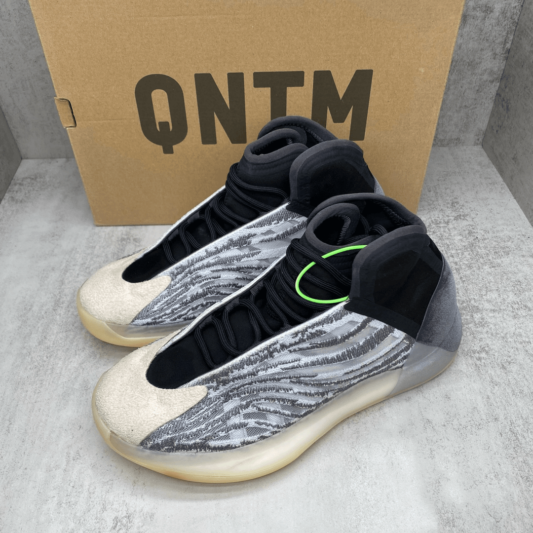 Yeezy QNTM 黑灰 篮球鞋/42码/原盒/98新/YA529/