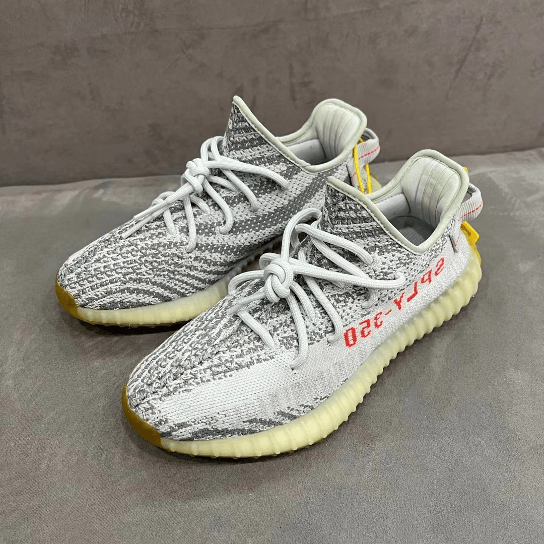 【秒价】yeezy350可燃冰 冰蓝 40.5码 95新  运动鞋 编码4257