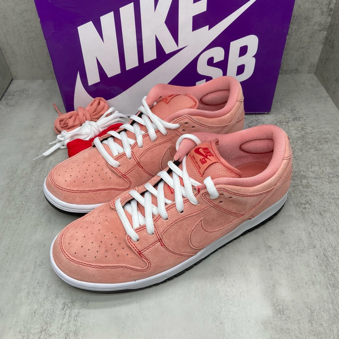 【秒价】Nike dunk 粉猪 板鞋/44码/99新/编码9618/市场价1800