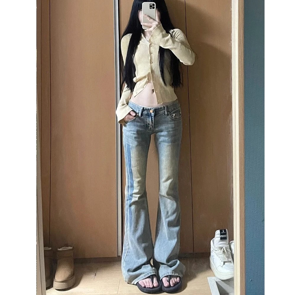 大码美式辣妹复古微喇低腰牛仔裤女2023年新款设计款显腿长直筒裤