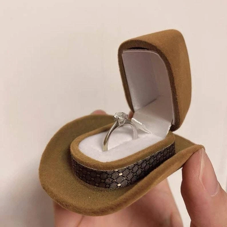 小红书同款胡迪帽子戒指盒复古趣味礼帽西部牛仔帽子戒指盒首饰盒