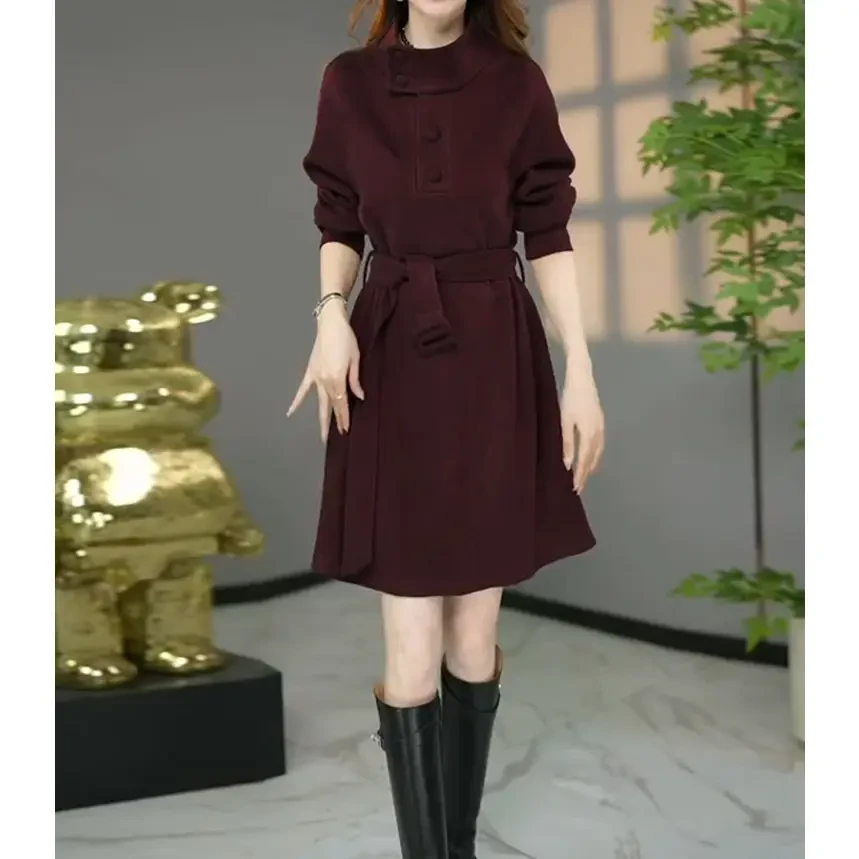 时尚连衣裙女2024秋冬新款洋气质显瘦立领收腰中长款a字打底裙子