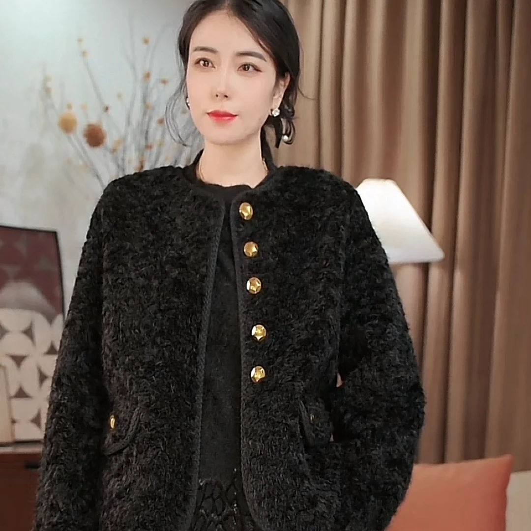 【洺姐尚品】极简小香风气质短款毛绒外套女单排金属扣设计