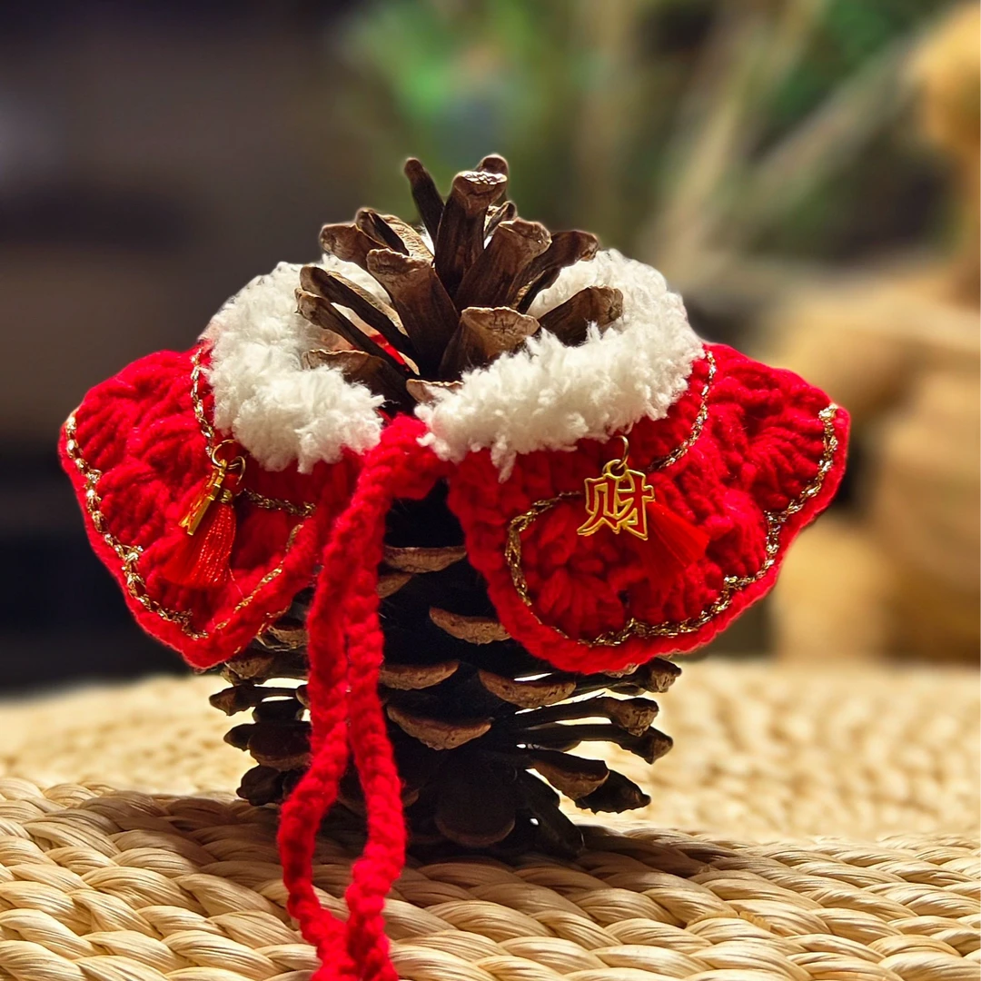 宠物猫狗玩具围脖披肩项圈针织手工吊牌仓鼠兔口水巾