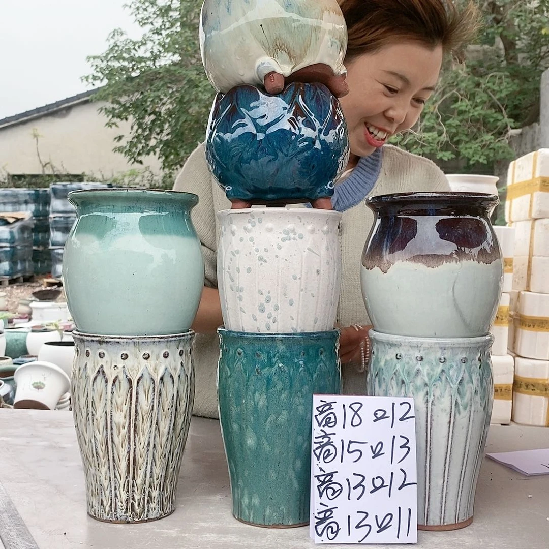 红陶20CM以下王嫂花盆1022-46框