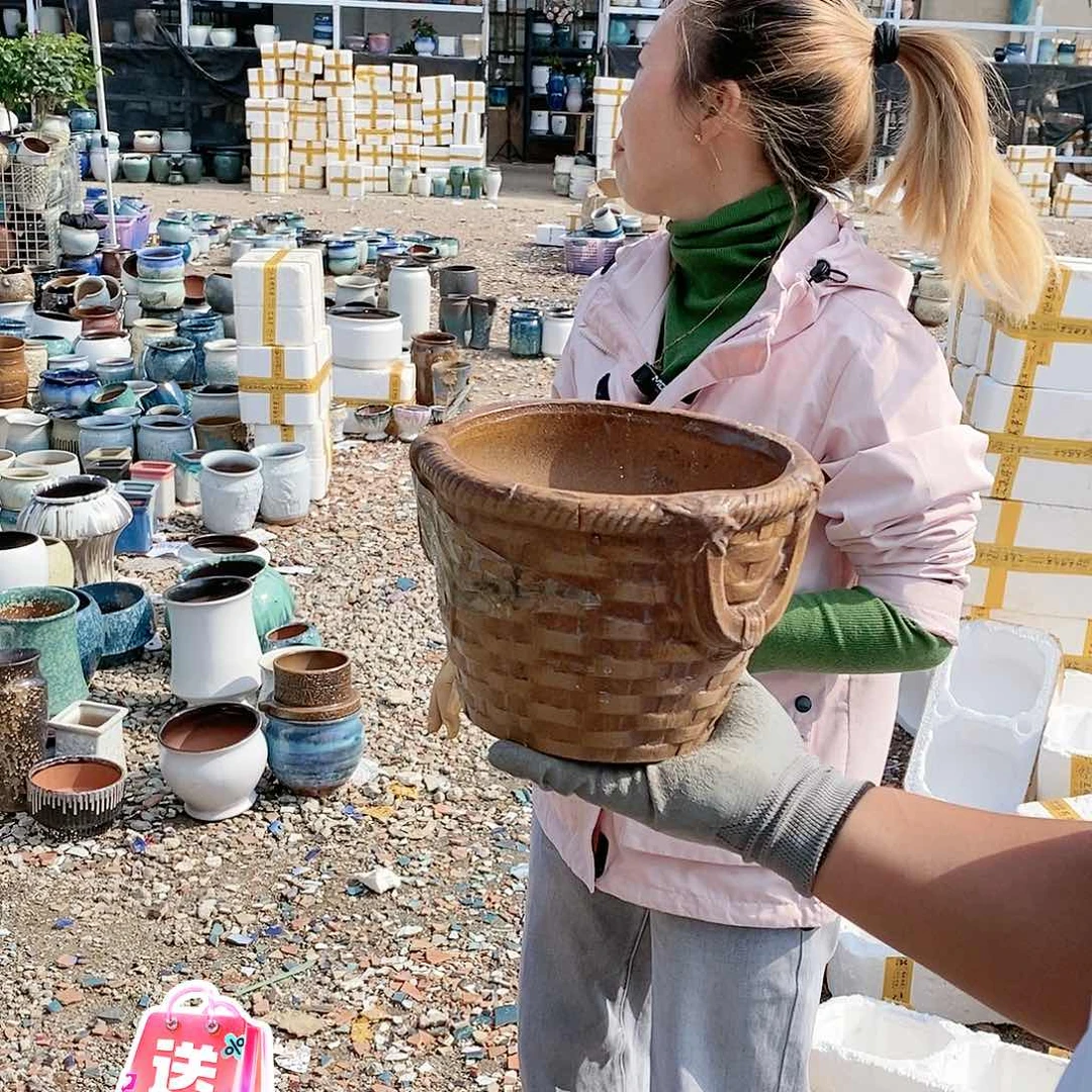 红陶王嫂花盆1105-49微瑕