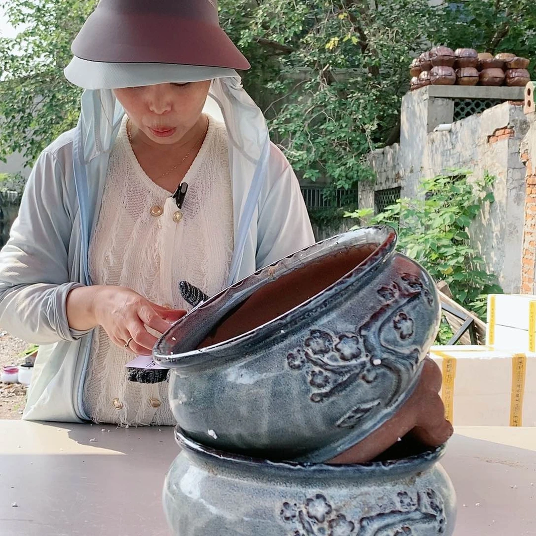 红陶20CM以下王嫂花盆1008-96瑕疵