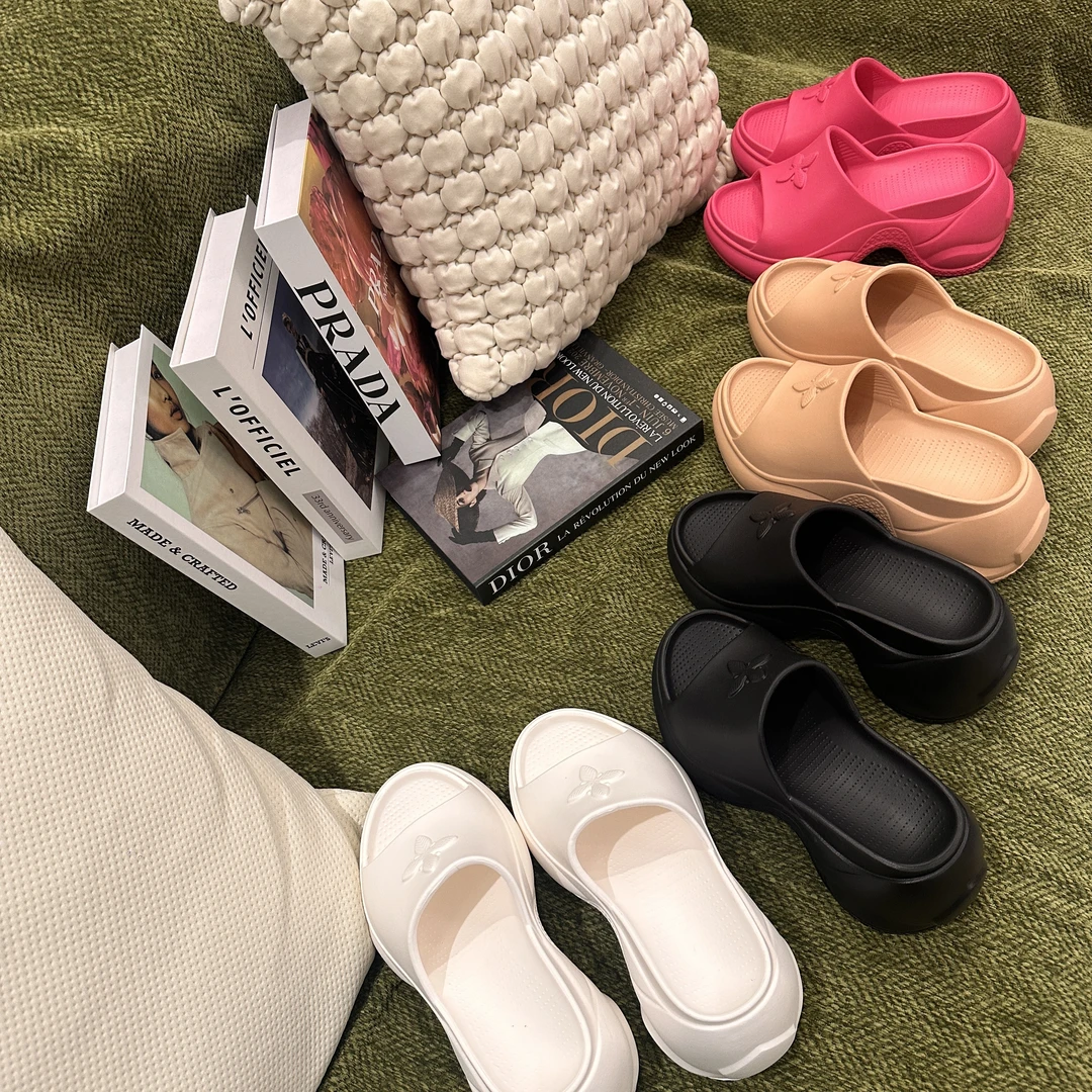 潮流十字花厚底拖鞋女夏季跟高9CM运动底ins外穿2024一字凉拖