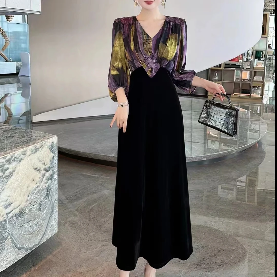 2024新款丝绒法式显瘦收腰高贵气质碎花优雅连衣裙长款黑色长裙