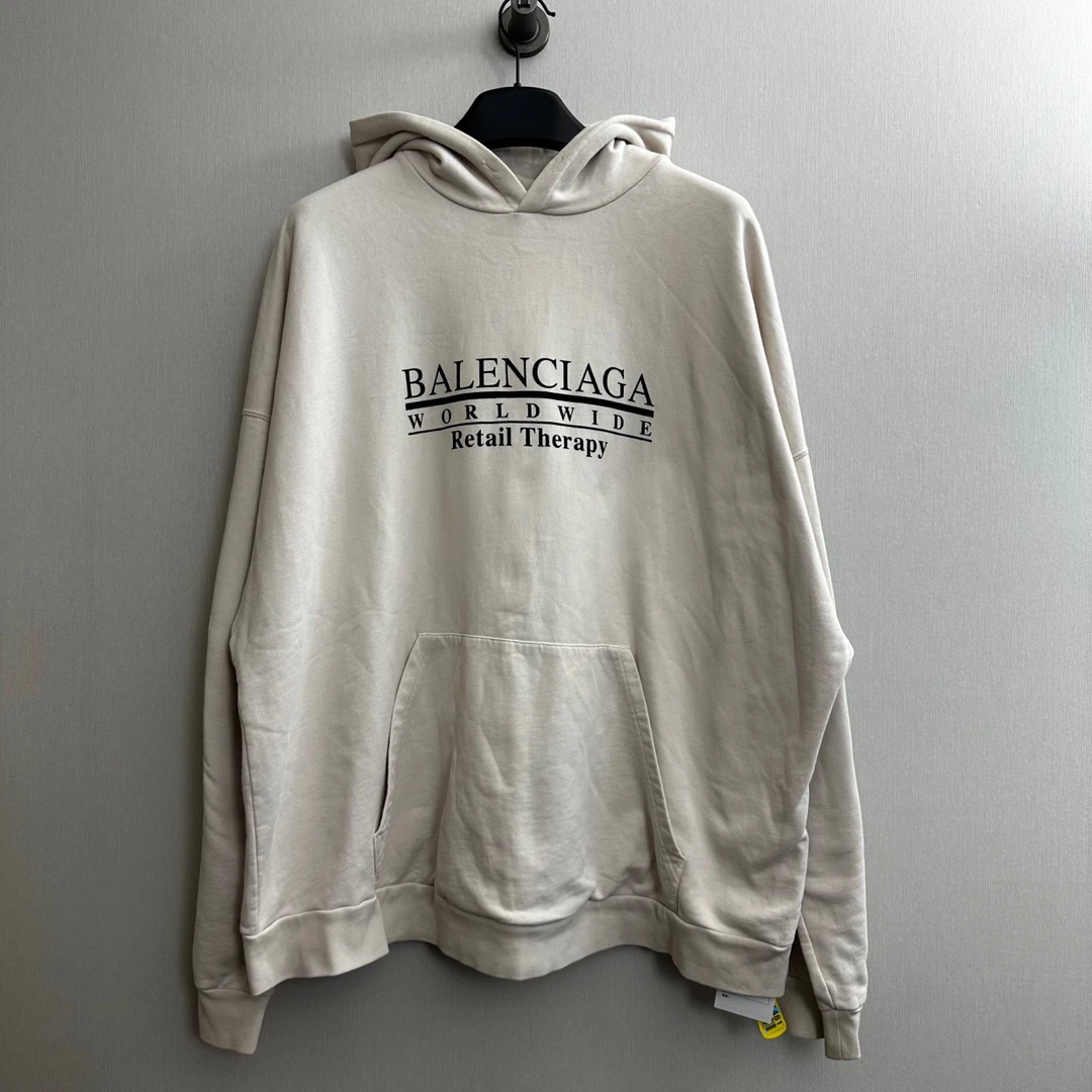 Balenciaga/巴黎世家最新款米色字母帽衫/3码/准新带吊/公价7700