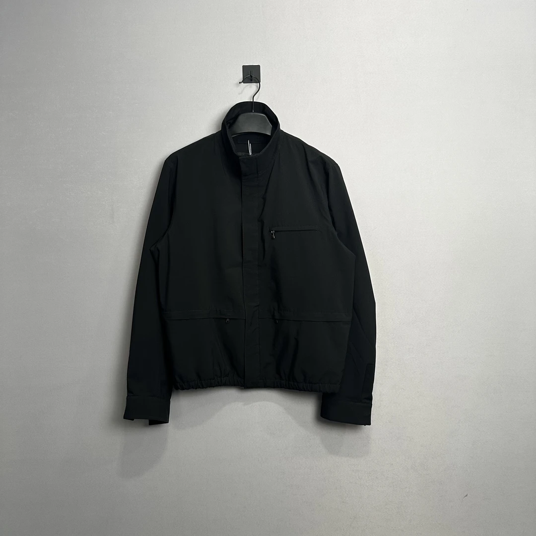 Prada/普拉达手臂胶条Logo夹克/50码/98新/公价9700