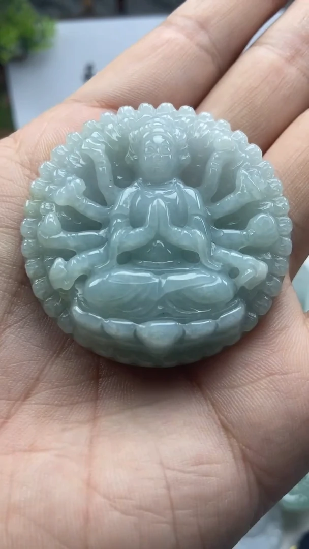 【闪购商品】翡翠吊坠(不含链)未镶嵌翡翠吊坠千手观音