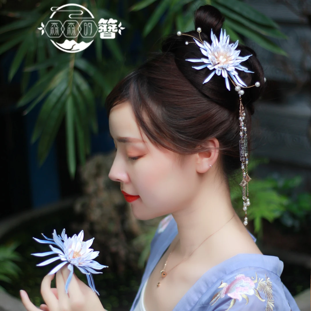 森森的簪【现货】原创缠花 古风优雅冰蓝色昙花发簪