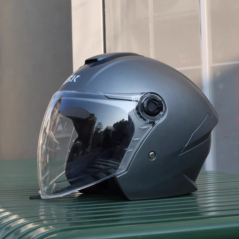 头盔电动车女四季通用踏板摩托车半盔男电瓶车头盔安全帽机车头盔