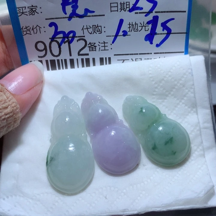 翡翠颈饰未镶嵌慧*