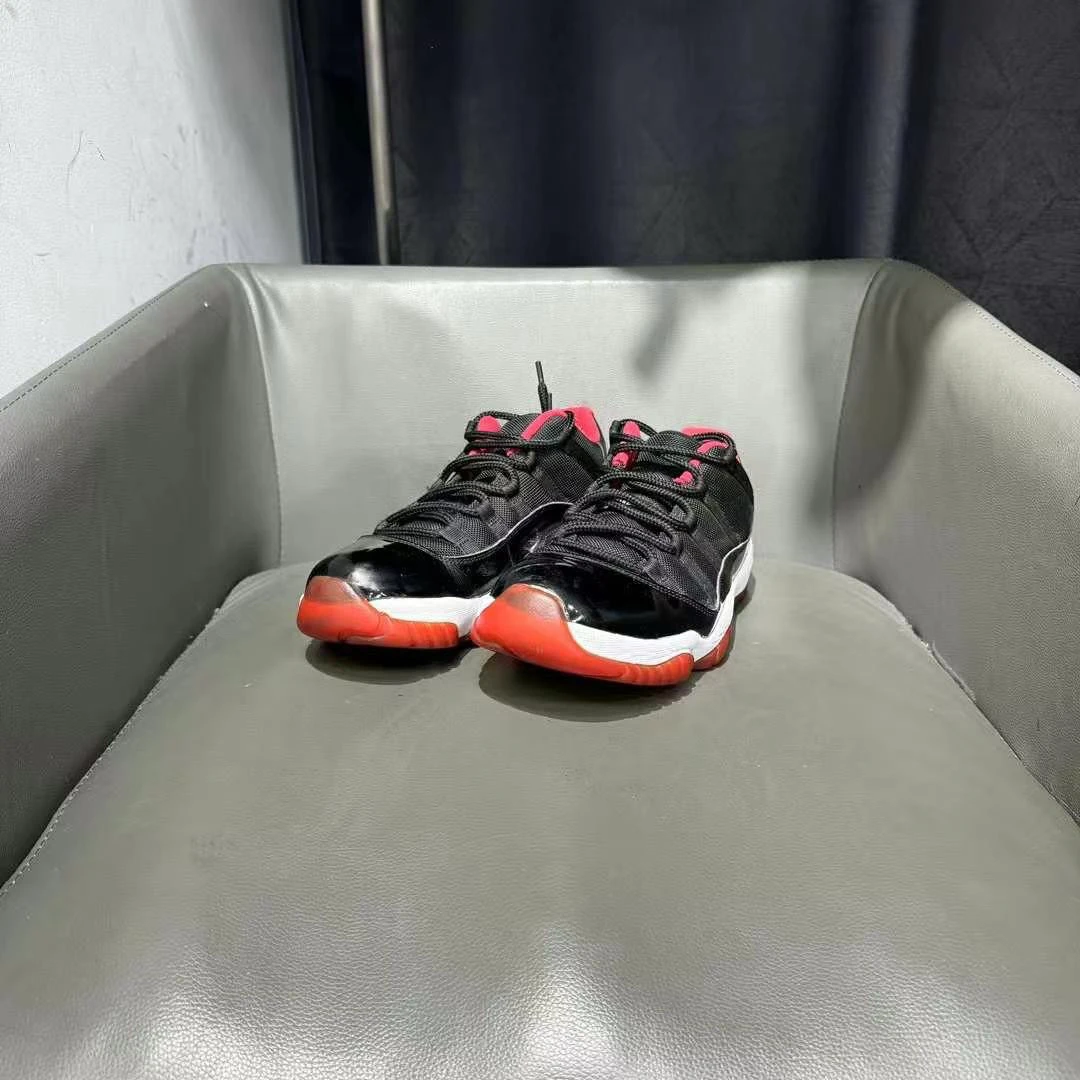 44码 AJ11low 之前999现在599