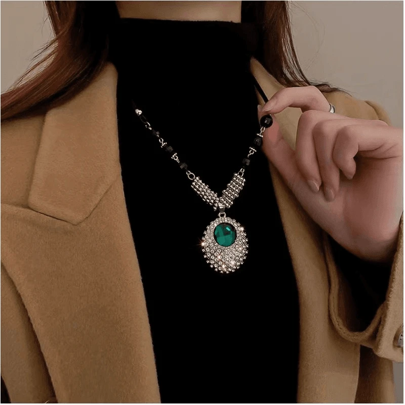 铜合金树脂吊坠 秋冬爆款绿蓝眼泪吊坠高级感毛衣项链气质水滴