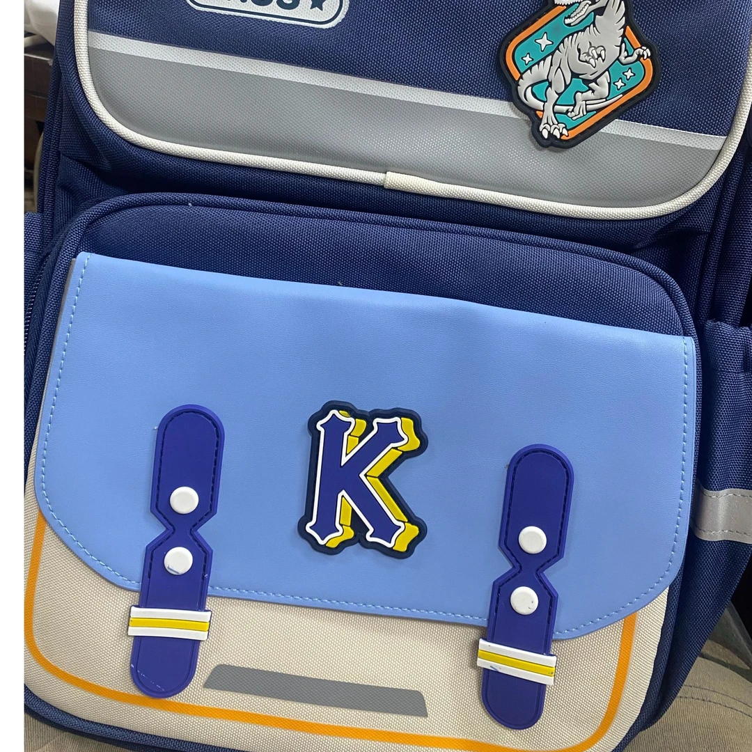 小学生书包酷炫学生书包男宝颜色随机发