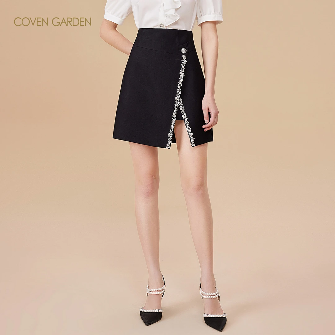 COVEN GARDEN/哥文花园气质黑色钻链开叉显瘦半身裙CTA3074080