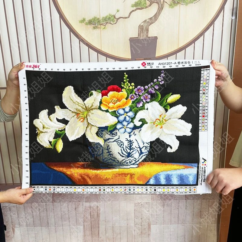 香水百合十字绣成品不带框纯手工出售已绣好2024新款客厅高端花卉