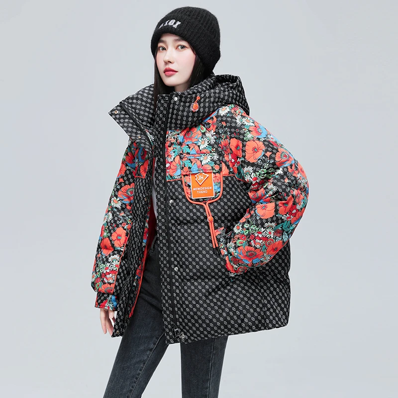 撞色拼接羽绒服女2023年冬季新款爆款印花宽松小个子短款洋派外套
