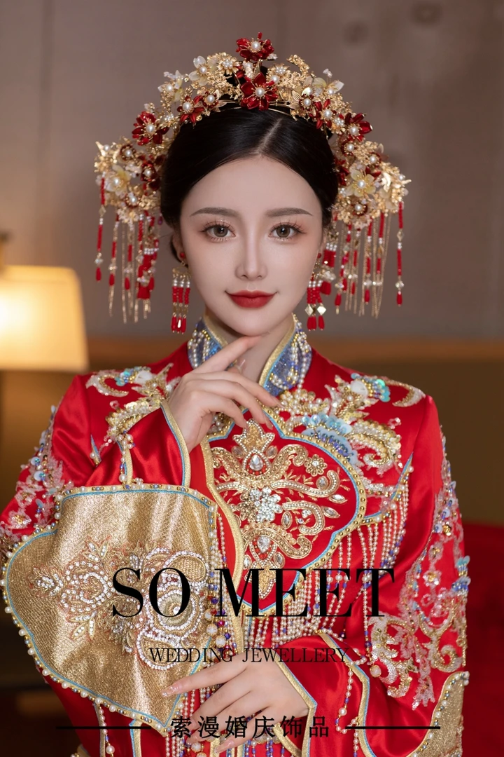 14767大红新娘饰品送后驱