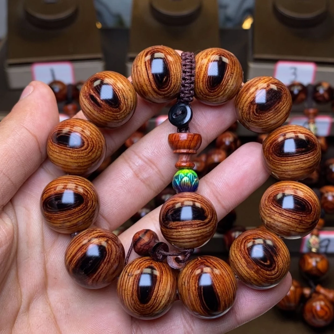 【闪购商品】雕刻木材湖**子