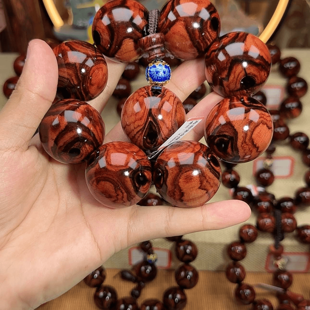 【闪购商品】雕刻木材昆**哥