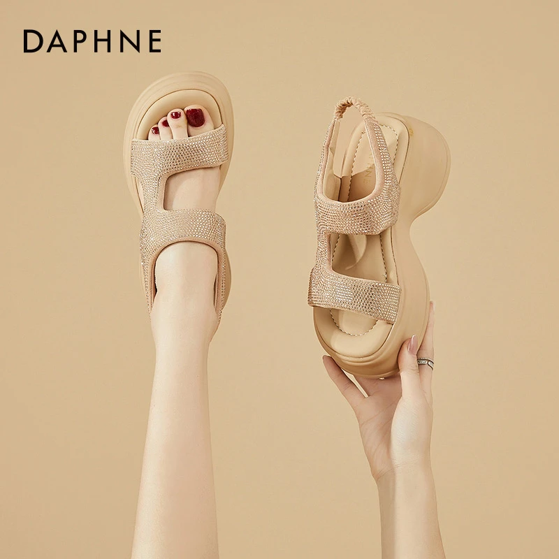 达芙妮厚底松糕运动凉鞋女2025新款夏季外穿小个子增高水钻罗马鞋