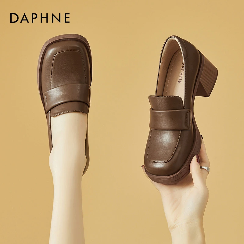 达芙妮厚底乐福鞋女2025新款春秋复古方头粗跟单鞋百搭高跟小皮鞋