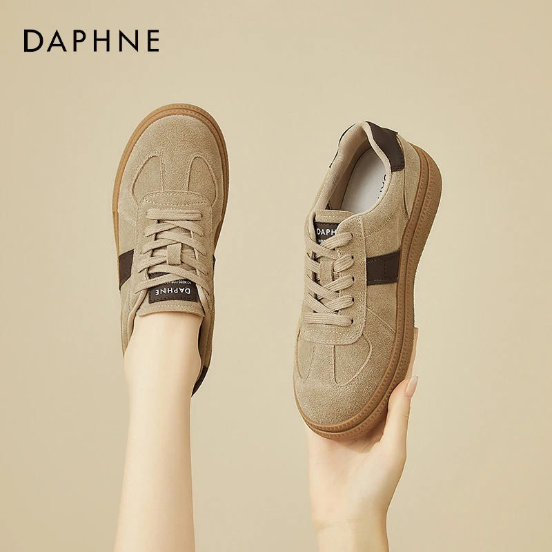 达芙妮厚底板鞋女2025新款春秋复古平底德训鞋低帮软底运动休闲鞋