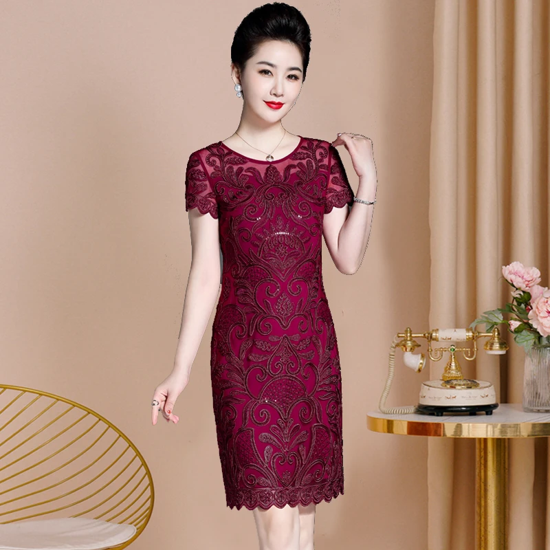 年轻小个子喜婆婆喜妈妈婚宴礼服夏装洋气刺绣连衣裙婚礼服装