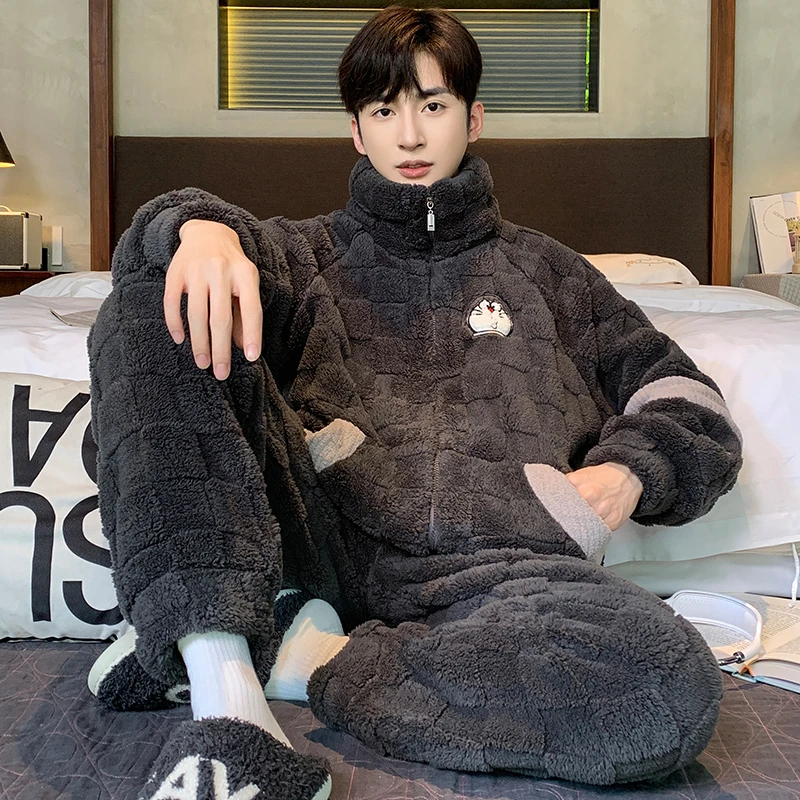 QY2023年新款珊瑚绒男款睡衣男士秋冬季加绒加厚法兰绒冬款家居服