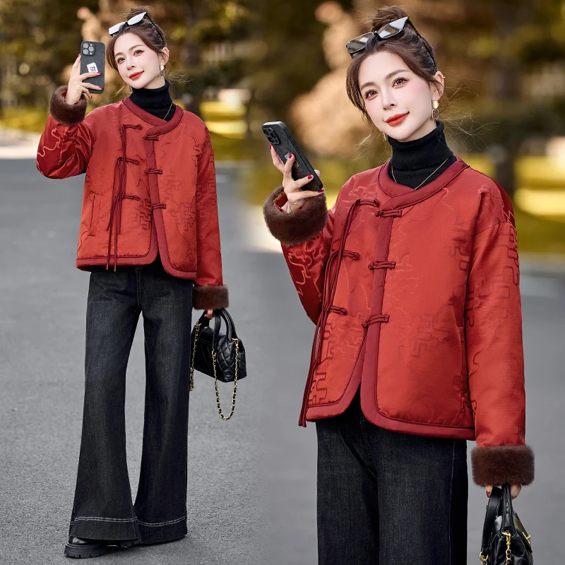 新中式刺绣短款羽绒服女2024冬季新款宽松复古盘扣国风白鸭绒外套