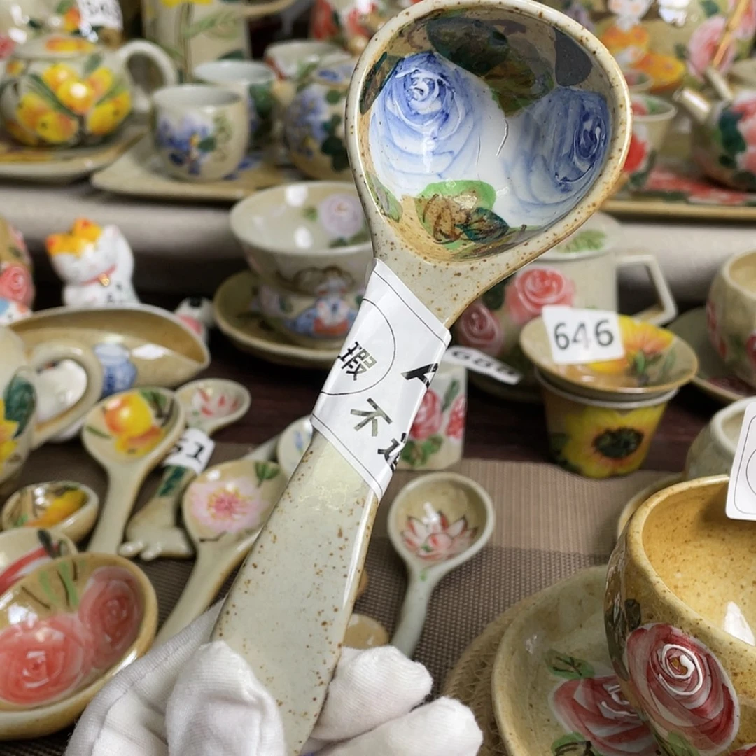 【闪购商品】陶瓷盘小**?