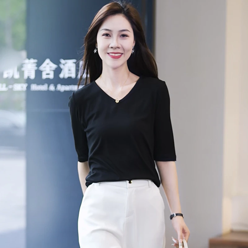 【拍一发二 54.9元2件】打底衫中袖显瘦大码宽松舒适夏季V领T恤女