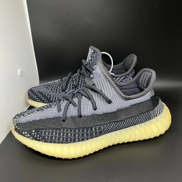 90新 adidas/阿迪达斯 39码/Yeezy350 黑芝麻 织物透气 低帮男款