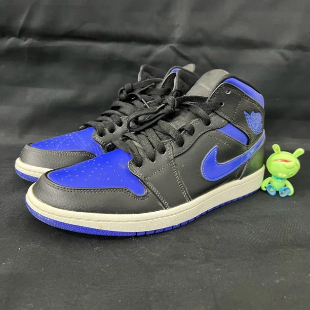 44码 Nike aj1 黑蓝配色 中帮 防滑耐磨 假一赔四