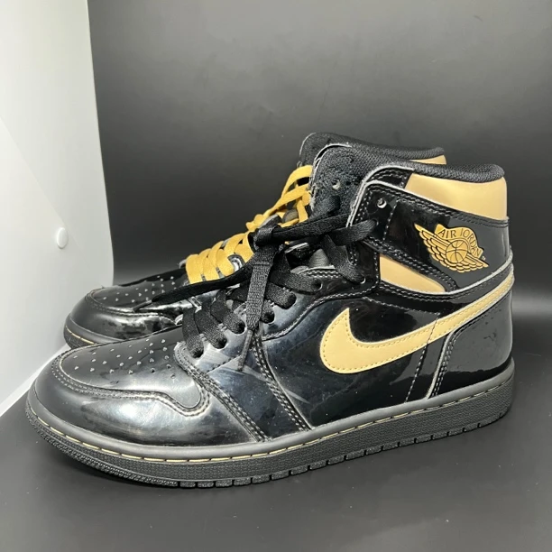 42.5码/二手/aj1 黑金脚趾 OG 高帮男款板鞋