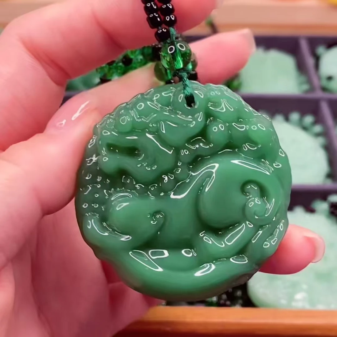 12.深绿双面貔貅吊坠时尚百搭款.