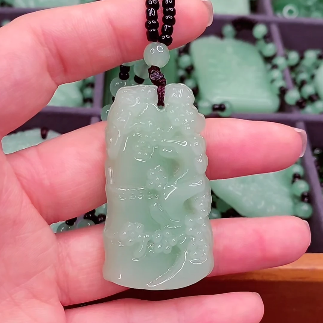 6.浅绿竹节节节高吊坠时尚百搭款.