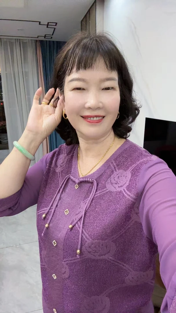 时尚妈妈装针织中袖上衣