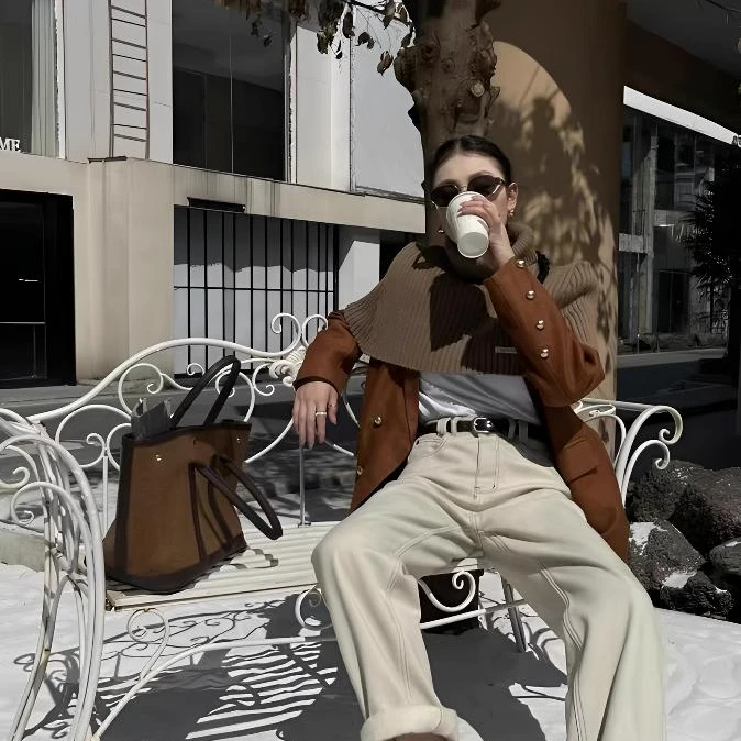 2024冬季新款0917 毛边口袋字母皮牌裤脚卷边复合牛仔直筒男友裤