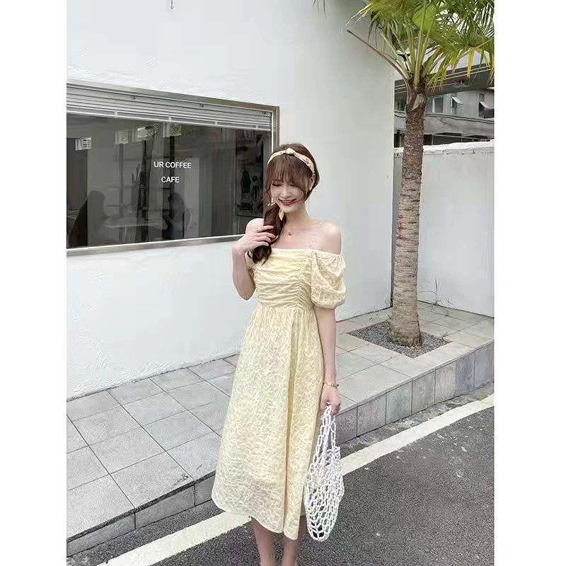 连衣裙女夏季2023新款法式方领很仙的收腰显瘦气质时尚仙女连衣裙
