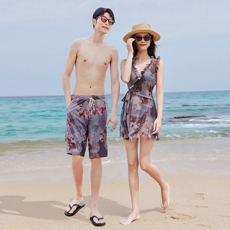 情侣泳衣女2024新款连体裙式显瘦遮肉钢托泡温泉游泳装男士泳裤